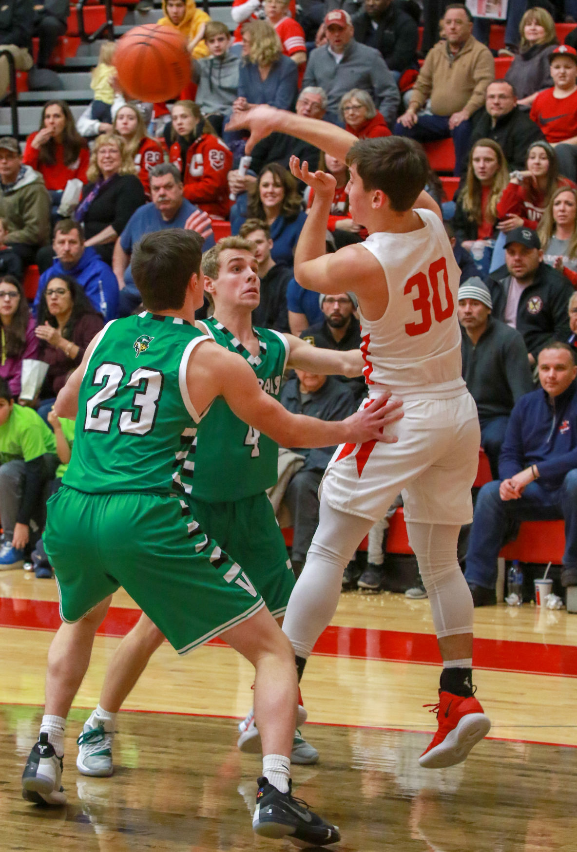 Boys basketball - Valparaiso at Crown Point